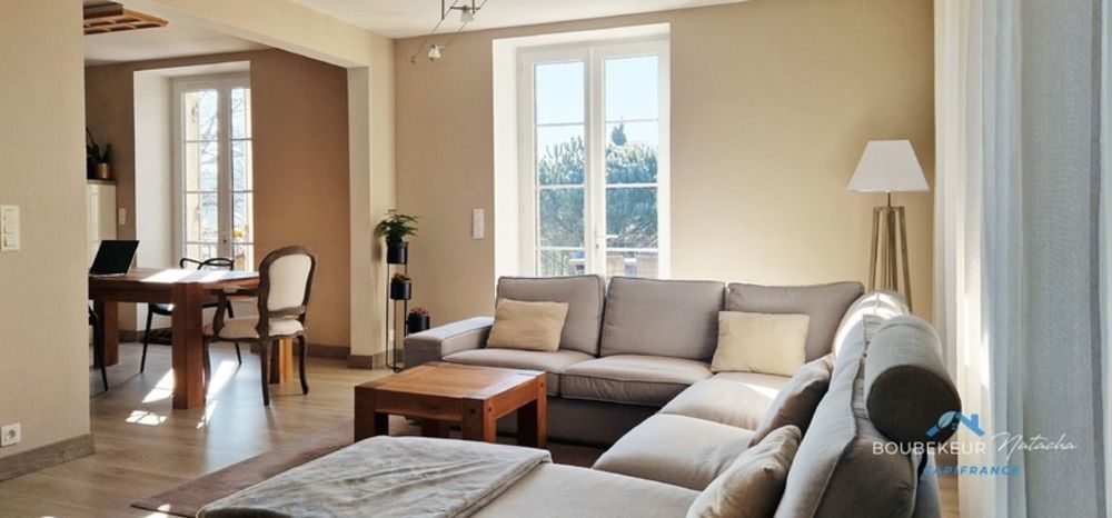 � vendre  Propri�t�/ch�teau Beaumont-du-P�rigord (24440)