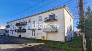  Immeuble � vendre 15 + pi�ces 628 m�