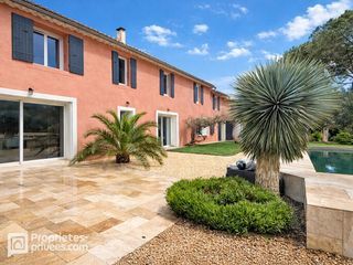  Maison � vendre 8 pi�ces 308 m�