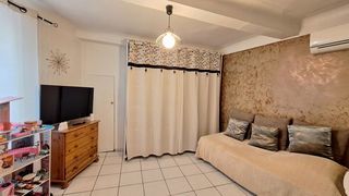  Immeuble � vendre 8 pi�ces 165 m�