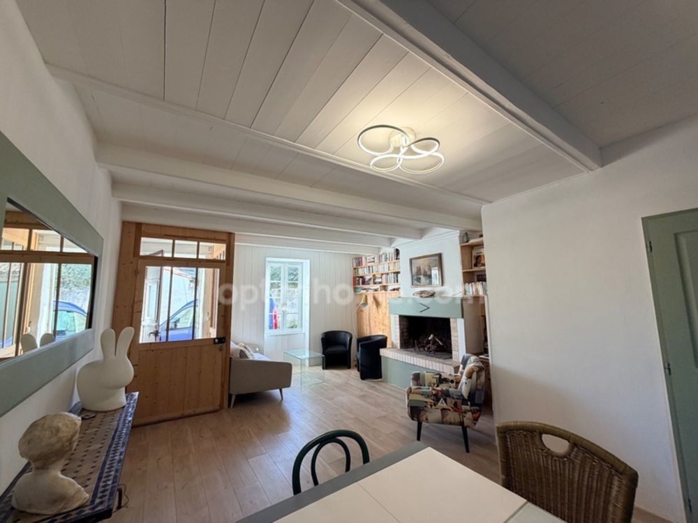 � vendre  Maison Le Bois-Plage-en-R� (17580)