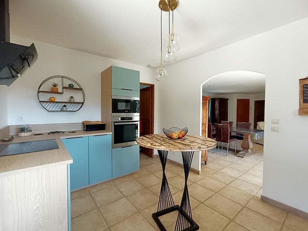 � vendre  Villa Fontvieille (13990)