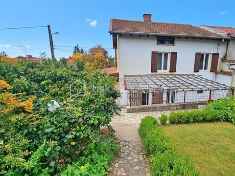   Maison 110 m� + Terrasse sans vis-�-vis + Grand terrain � Neulise Maison - 5 pi�ce(s) - 110 m�