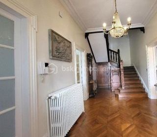  Propri�t�/ch�teau � vendre 7 pi�ces 240 m�