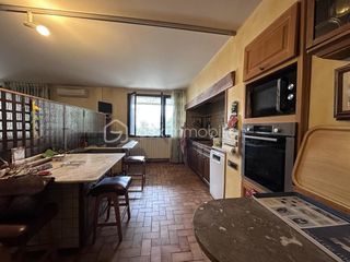  Maison � vendre 10 pi�ces 300 m�