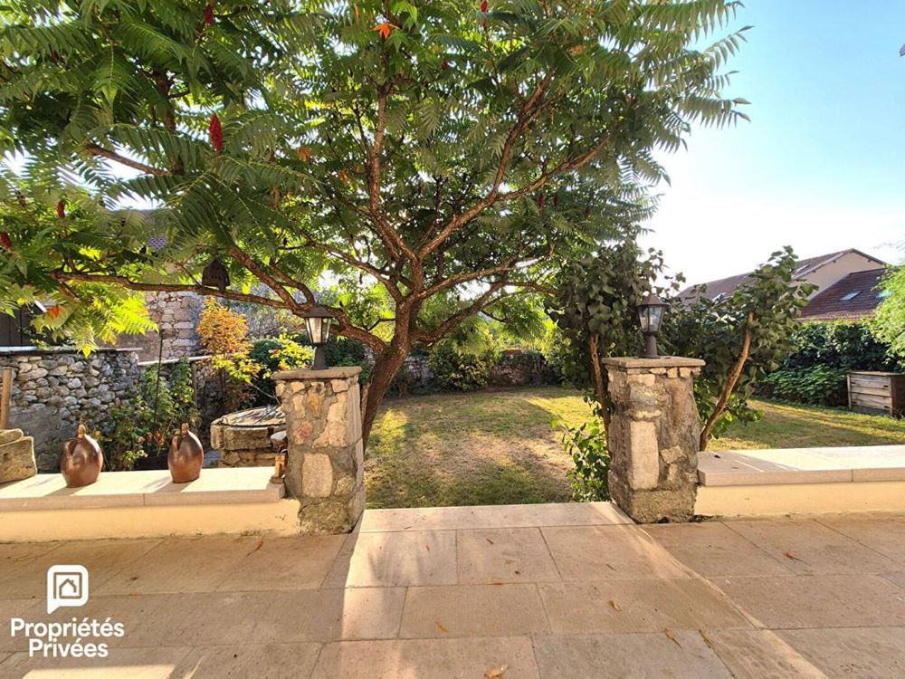 � vendre  Maison Collonges (01550)