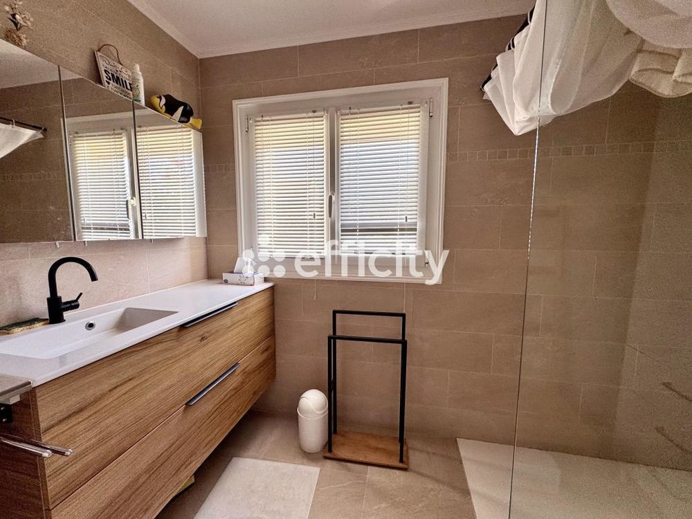 � vendre  Maison La Londe-les-Maures (83250)