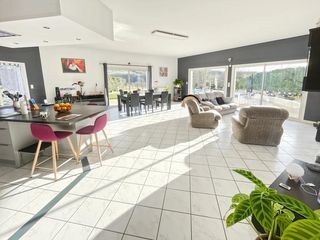  Villa � vendre 5 pi�ces 167 m�