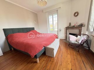  Maison � vendre 8 pi�ces 350 m�