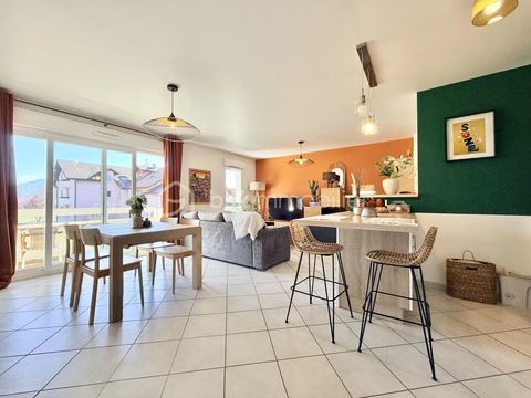   Appartement T2 avec balcon, cave et garage au centre de Villaz Appartement - 2 pi�ce(s) - 52 m�