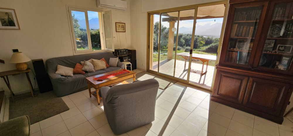 � vendre  Maison Lumio (20260)