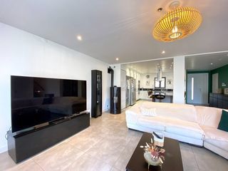  Maison � vendre 8 pi�ces 225 m�