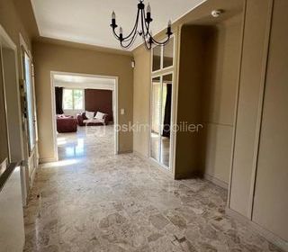  Propri�t�/ch�teau � vendre 10 pi�ces 300 m�