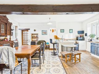  Maison � vendre 11 pi�ces 281 m�