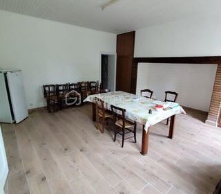  Propri�t�/ch�teau � vendre 15 + pi�ces 410 m�