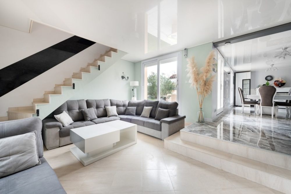 � vendre  Maison Blyes (01150)