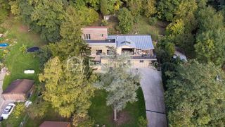  Propri�t�/ch�teau � vendre 8 pi�ces 310 m�