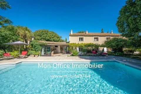   R�f�rence : 5754-BMA. - Propri�t� de Charme Propri�t�/ch�teau - 9 pi�ce(s) - 300 m�