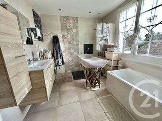  Maison � vendre 7 pi�ces 181 m�