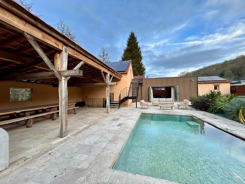 � vendre  Propri�t�/ch�teau Les Eyzies-de-Tayac-Sireuil (24620)