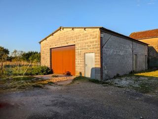 Remise / Grange � vendre 1 pi�ce 100 m�