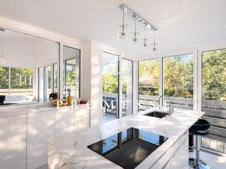  Maison � vendre 5 pi�ces 215 m�