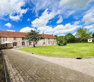  Maison � vendre 15 + pi�ces 400 m�