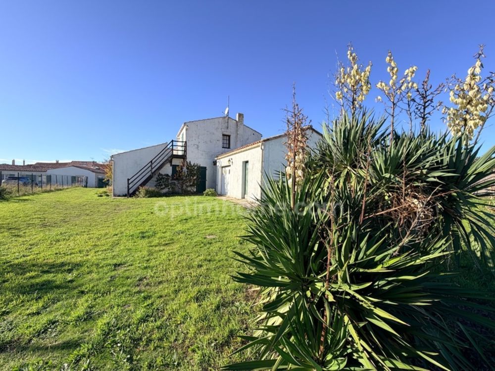 � vendre  Maison Le Bois-Plage-en-R� (17580)