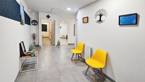 Local/bureau &agrave; vendre TARBES avec stationnement privatif (65) 85000 65000 Tarbes