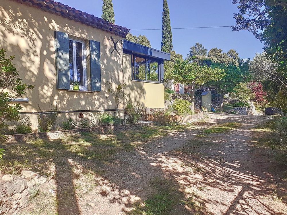 � vendre  Villa La Roquebrussanne (83136)
