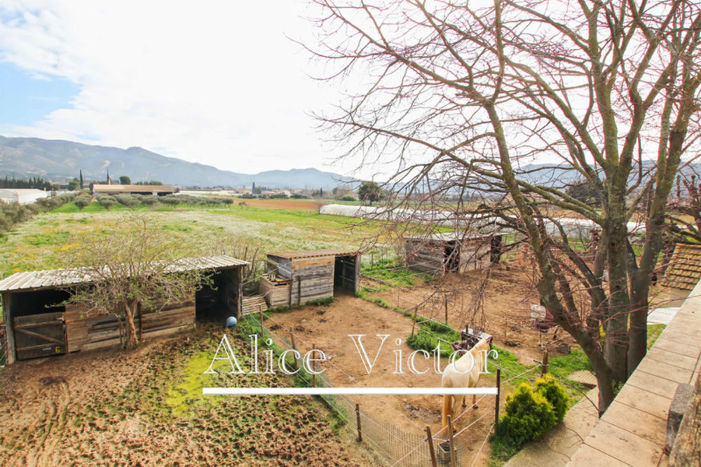 � vendre  Maison Aubagne (13400)