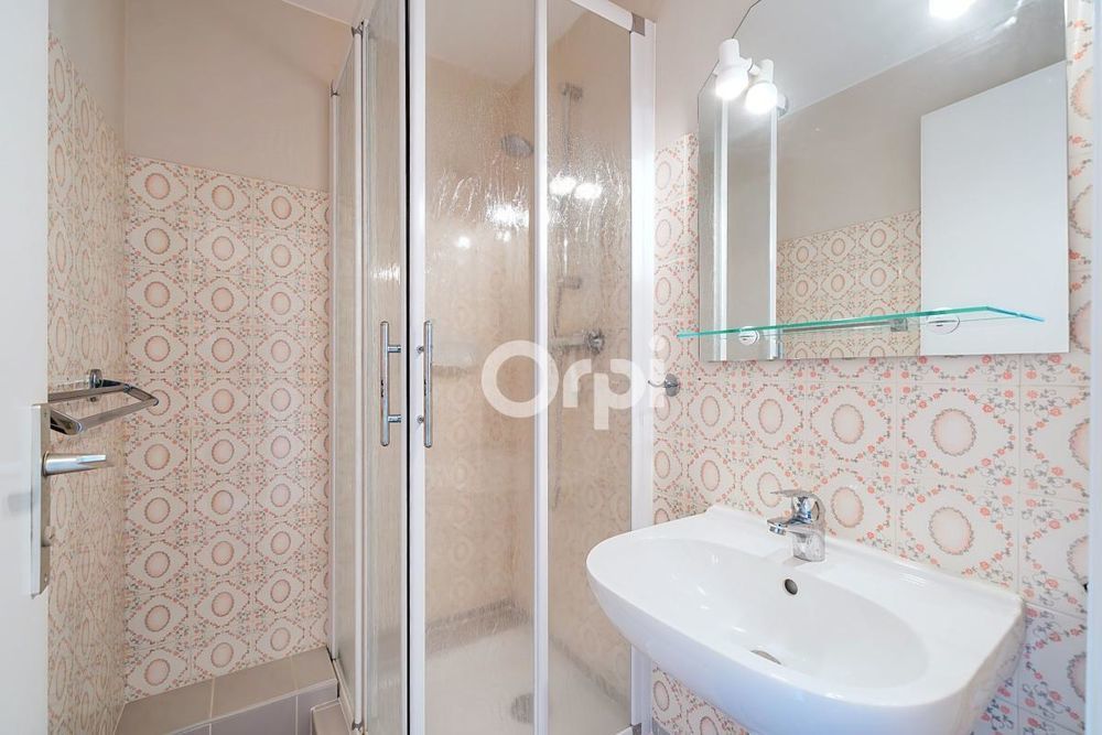 � vendre  Appartement Antibes (06600)