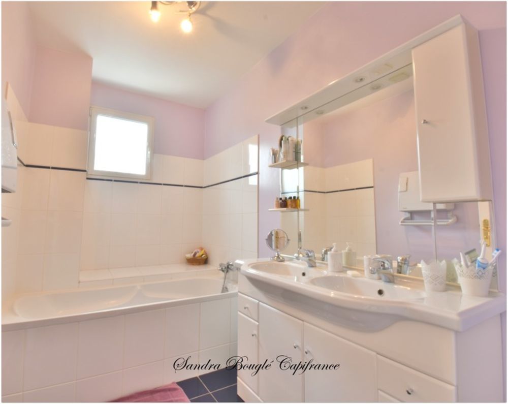 � vendre  Maison Laval (53000)