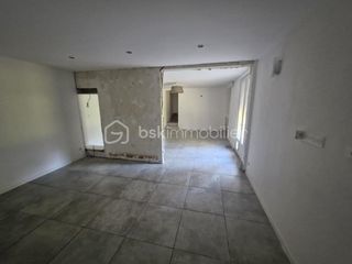  Maison � vendre 7 pi�ces 274 m�