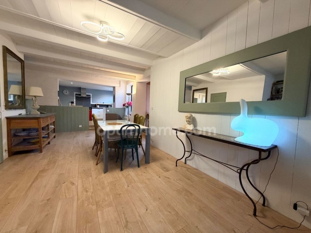 � vendre  Maison Le Bois-Plage-en-R� (17580)