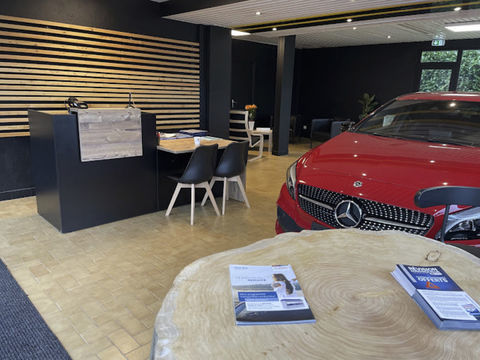 Local professionnel &agrave; DOUARNENEZ (29) 1900 29100 Douarnenez