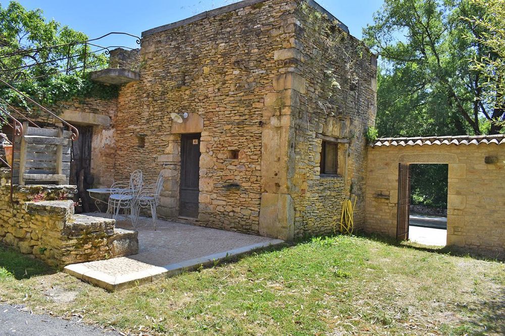 � vendre  Maison Montignac (24290)