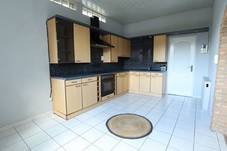  Immeuble � vendre 10 pi�ces 138 m�