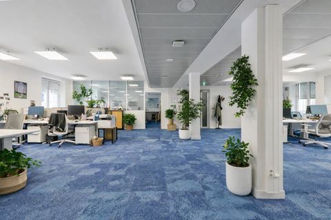 Bureaux de 329 m&sup2; &agrave; sous-louer, climatis&eacute;s et s&eacute;curis&eacute;s 18370 75009 Paris