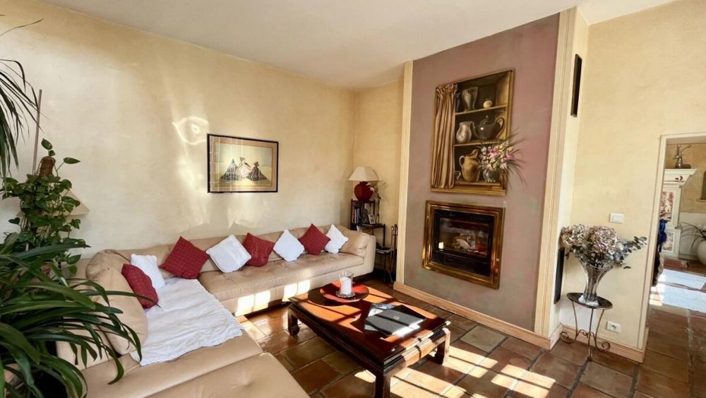 � vendre  Propri�t�/ch�teau Avignon (84000)