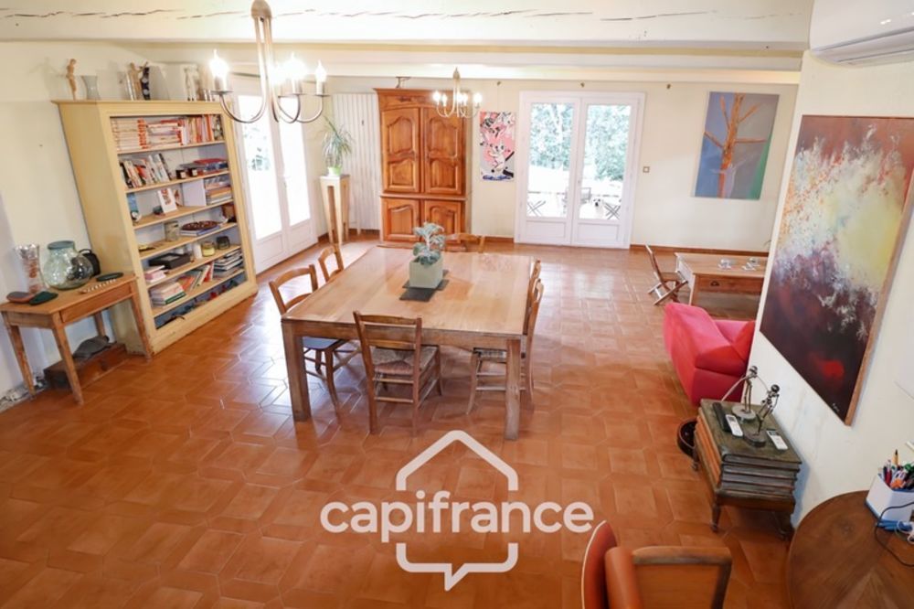� vendre  Villa La Cadi�re-d'Azur (83740)