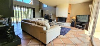  Propri�t�/ch�teau � vendre 7 pi�ces 181 m�