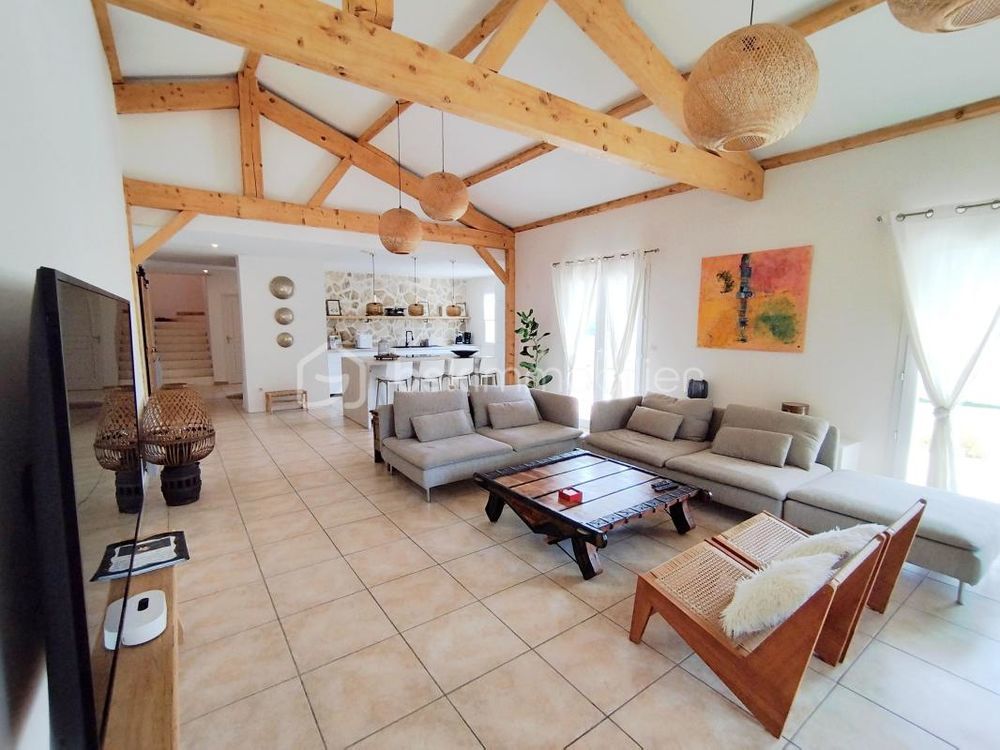 � vendre  Villa Plaissan (34230)