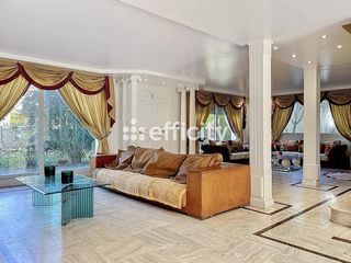  Maison � vendre 7 pi�ces 240 m�