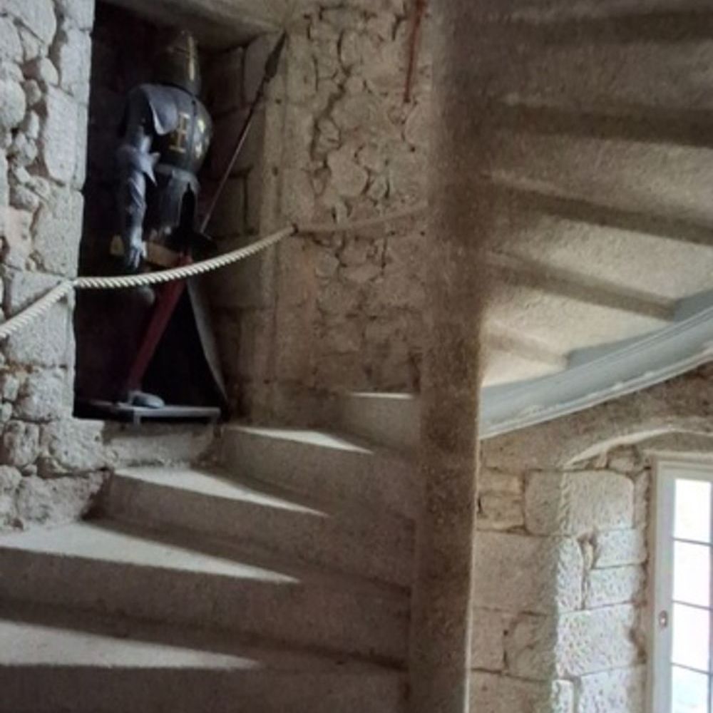 � vendre  Propri�t�/ch�teau Gu�ret (23000)