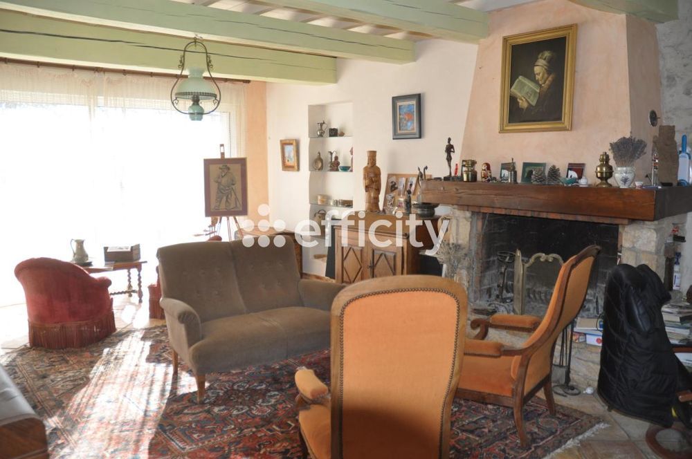 � vendre  Maison Revest-du-Bion (04150)