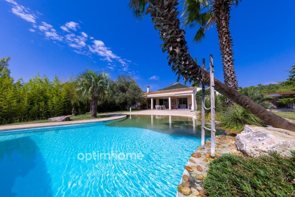 � vendre  Propri�t�/ch�teau Lauret (34270)