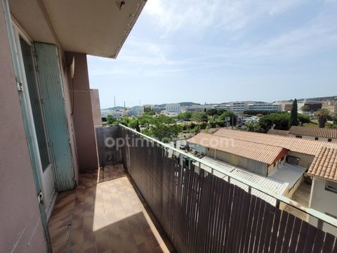   � louer T3 plein sud avec balcon, parking et cave � 279 avenue Estienne d'Orves LA SEYNE SUR MER 83500 Appartement - 3 pi�ce(s) - 58 m�