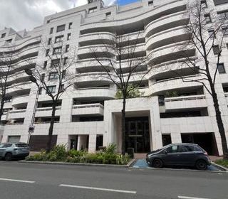  Parking / Garage � vendre 