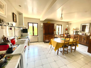  Maison � vendre 8 pi�ces 227 m�